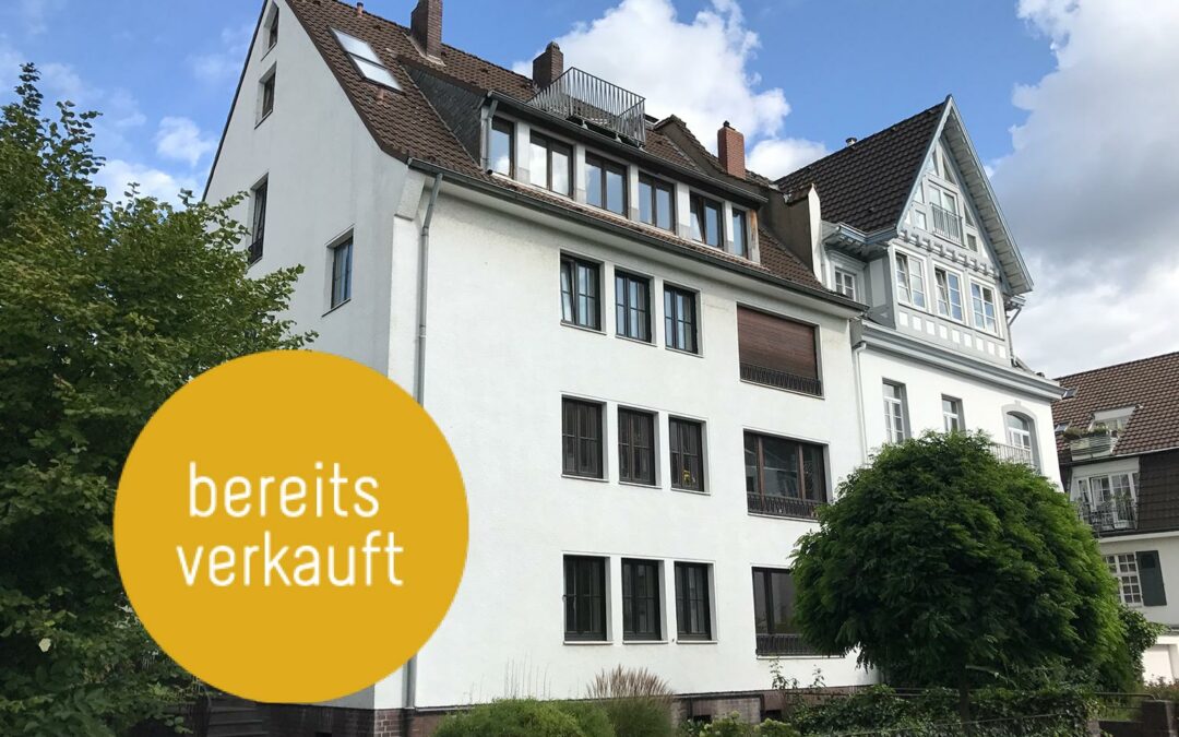 Düsseldorf Grafenberg – Schöne, sanierungsbedürftige 4-Zimmerwohnung mit Garten, Balkon und Garage